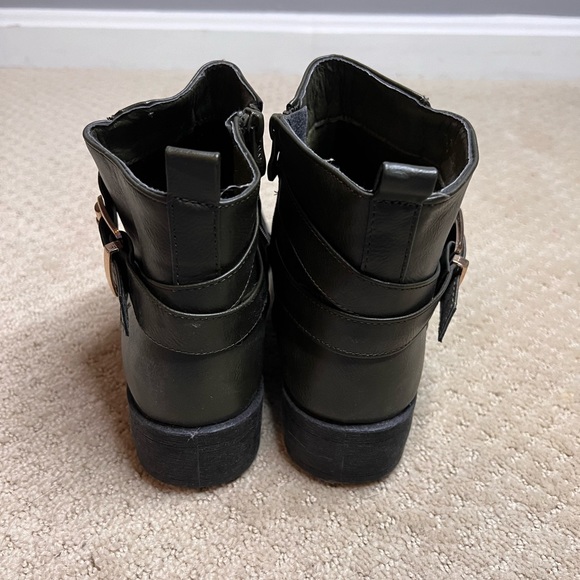 Wanted Buckle Boots in Olive Green Size 9 - Picture 3 of 6